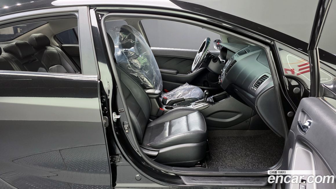 Kia K3 2013