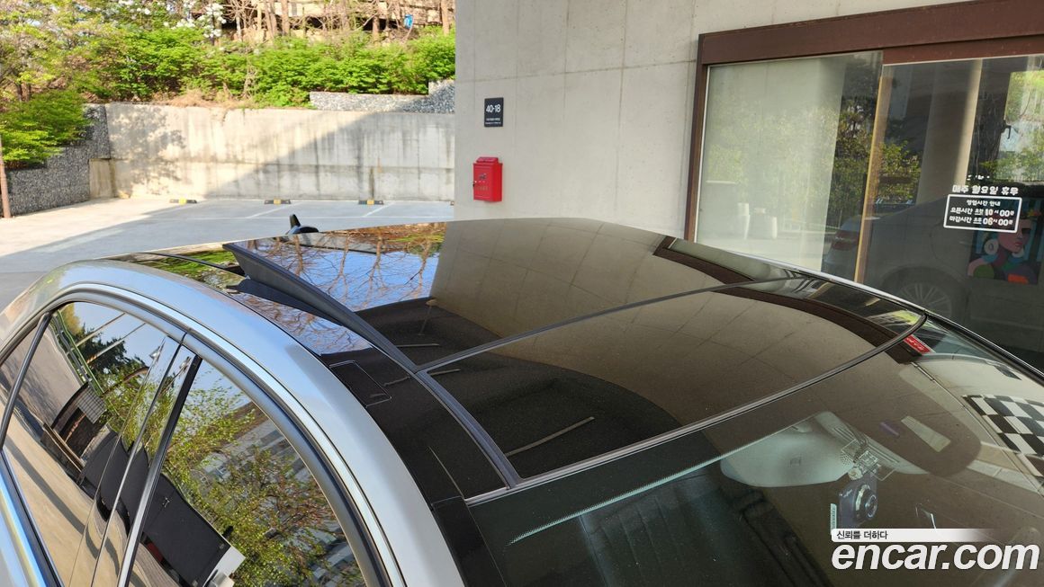 Mercedes-Benz E-Class 2012