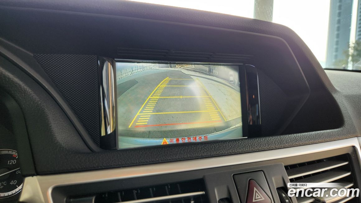 Mercedes-Benz E-Class 2012