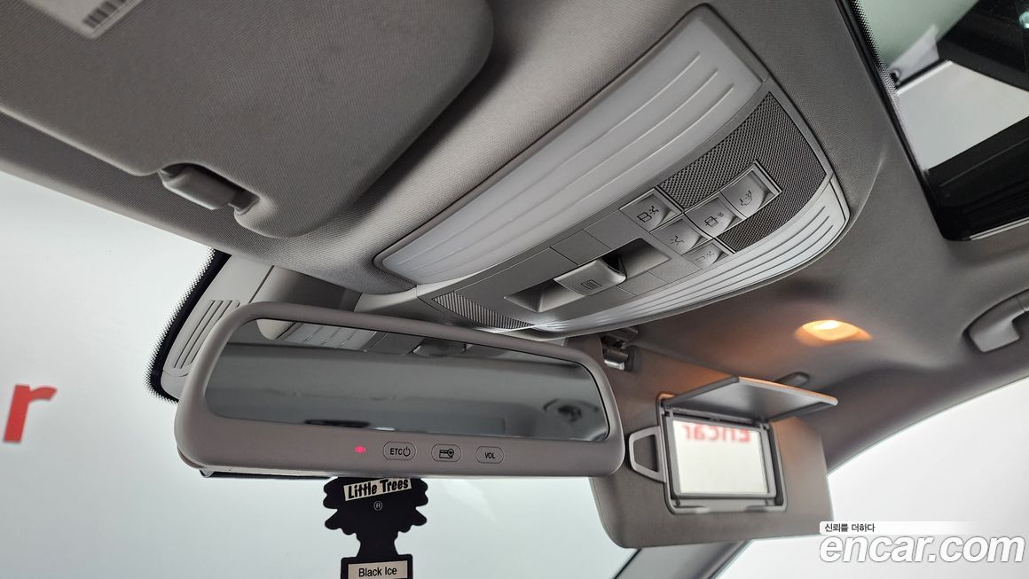 Mercedes-Benz E-Class 2012