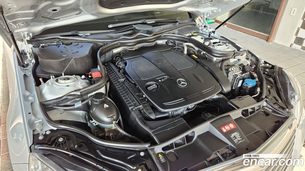 Mercedes-Benz E-Class 2012