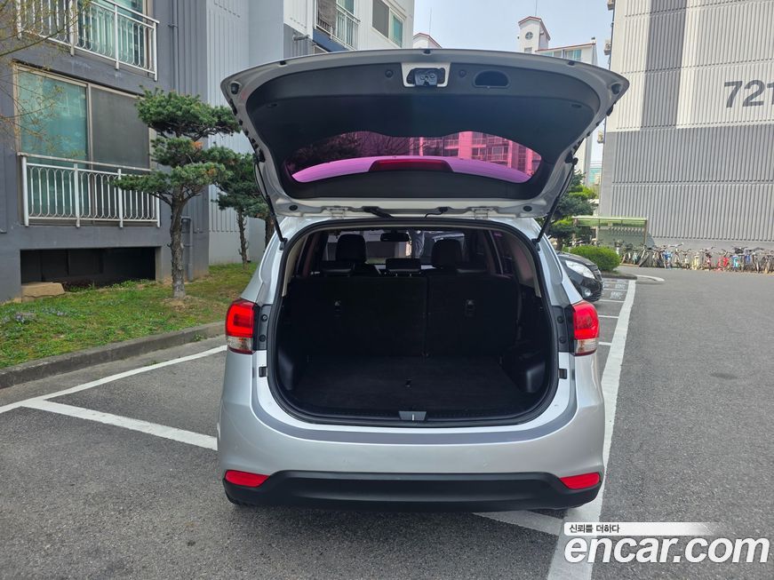 Kia Carens 2016