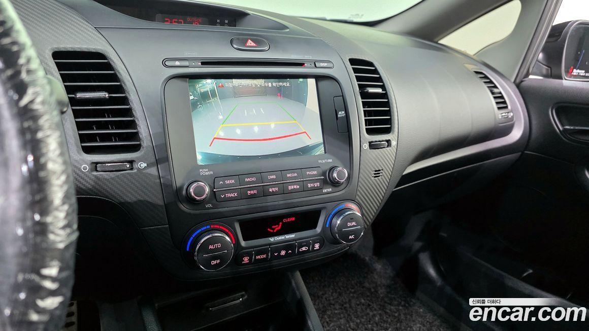Kia K3 2013