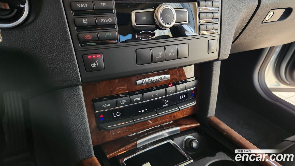 Mercedes-Benz E-Class 2012