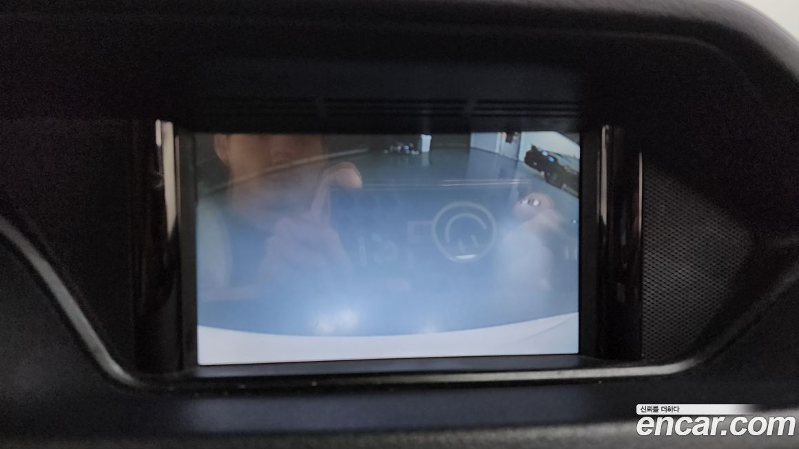 Mercedes-Benz E-Class 2012