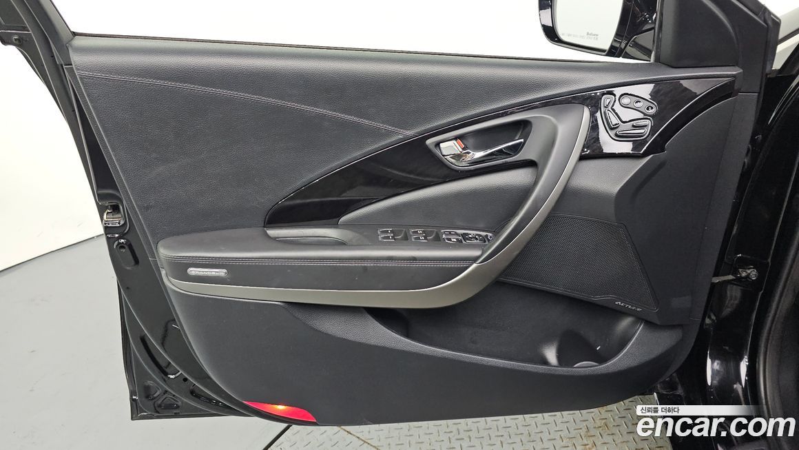 Hyundai Grandeur 2015