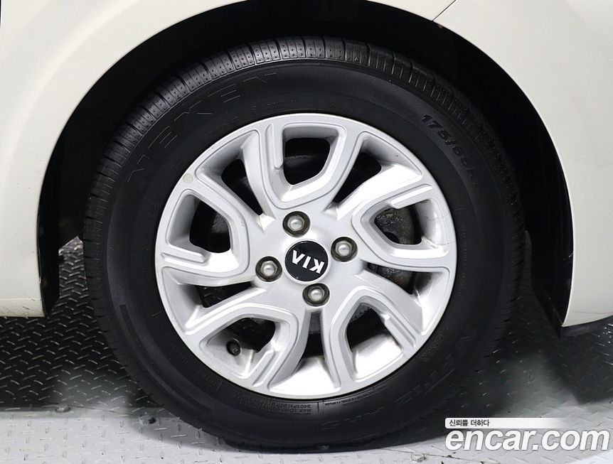 Kia morning 2018