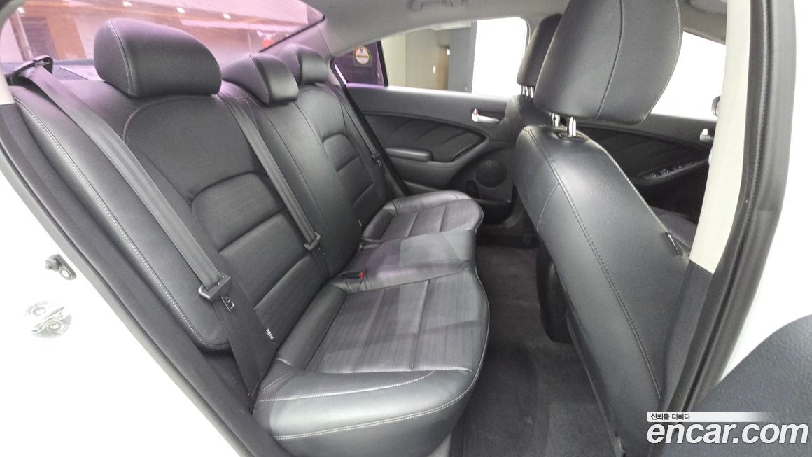 Kia K3 2017