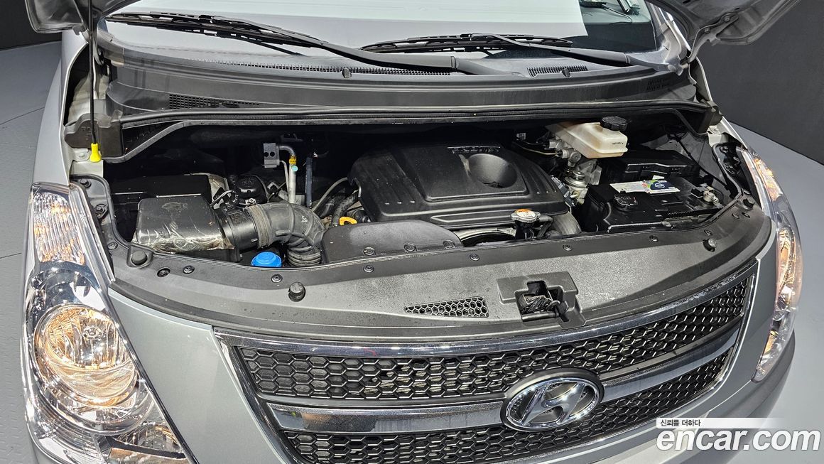 Hyundai Starex 2015