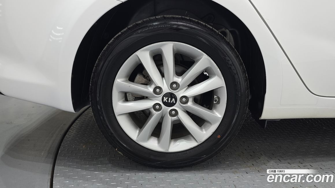 Kia K3 2017