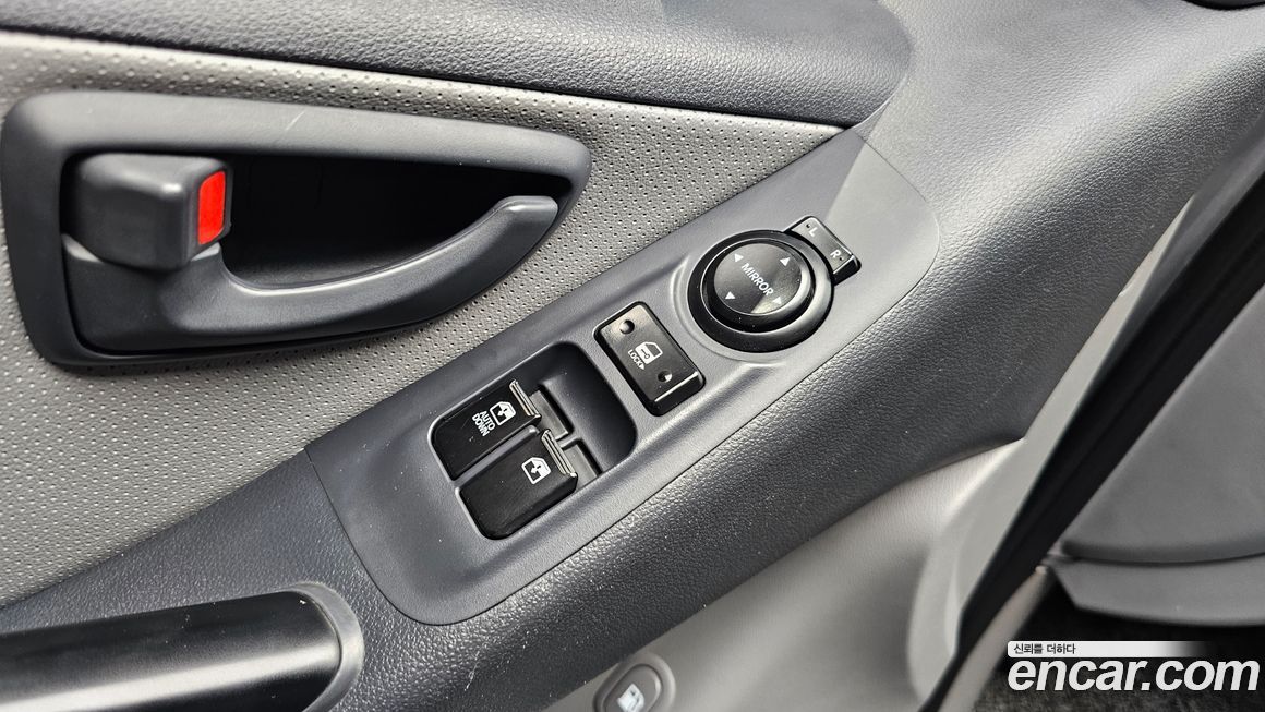 Hyundai Starex 2015