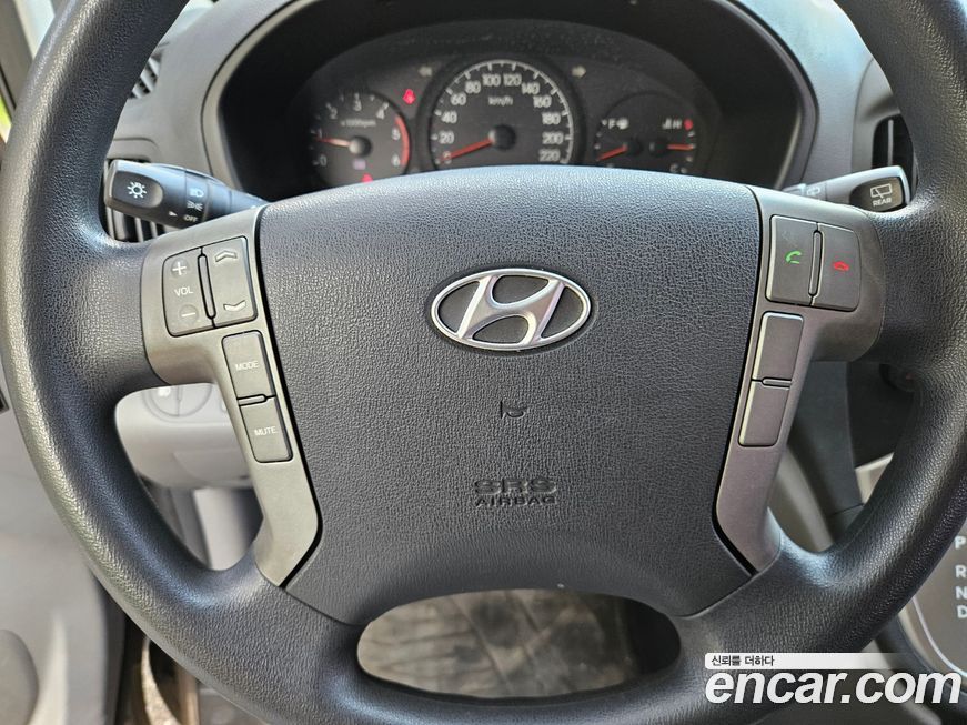 Hyundai Starex 2012