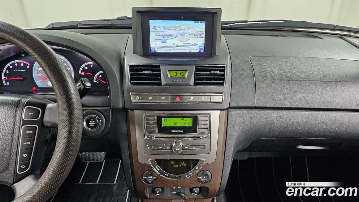 KG_Mobility_Ssangyong Rexton 2014