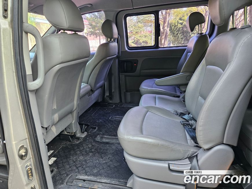 Hyundai Starex 2012
