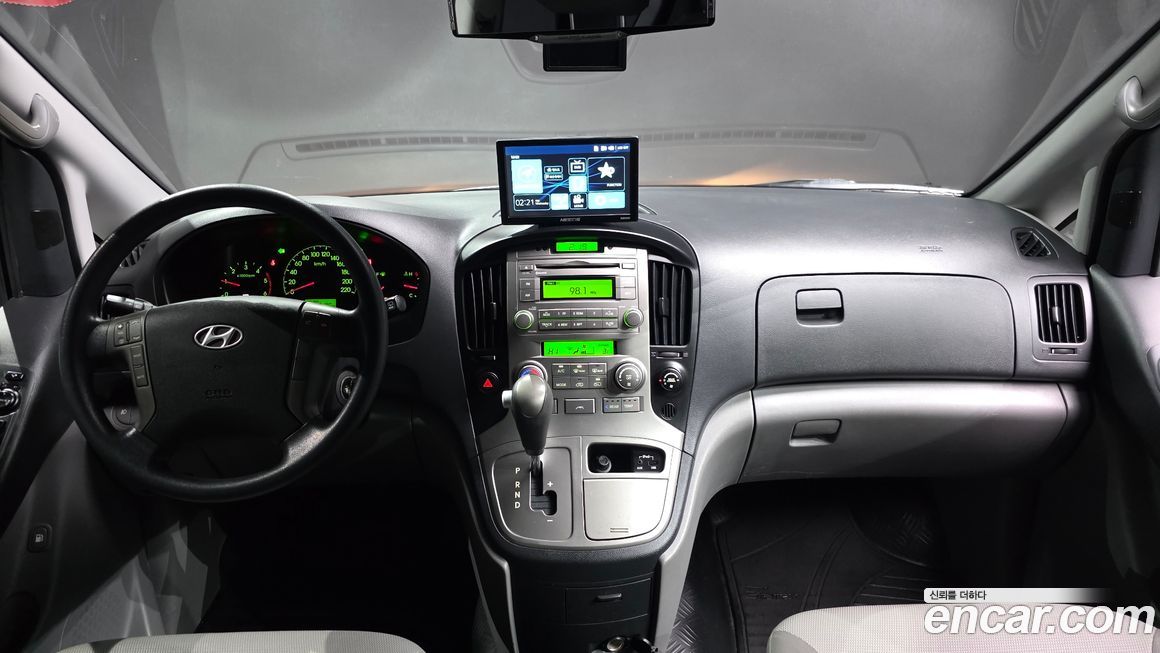 Hyundai Starex 2011