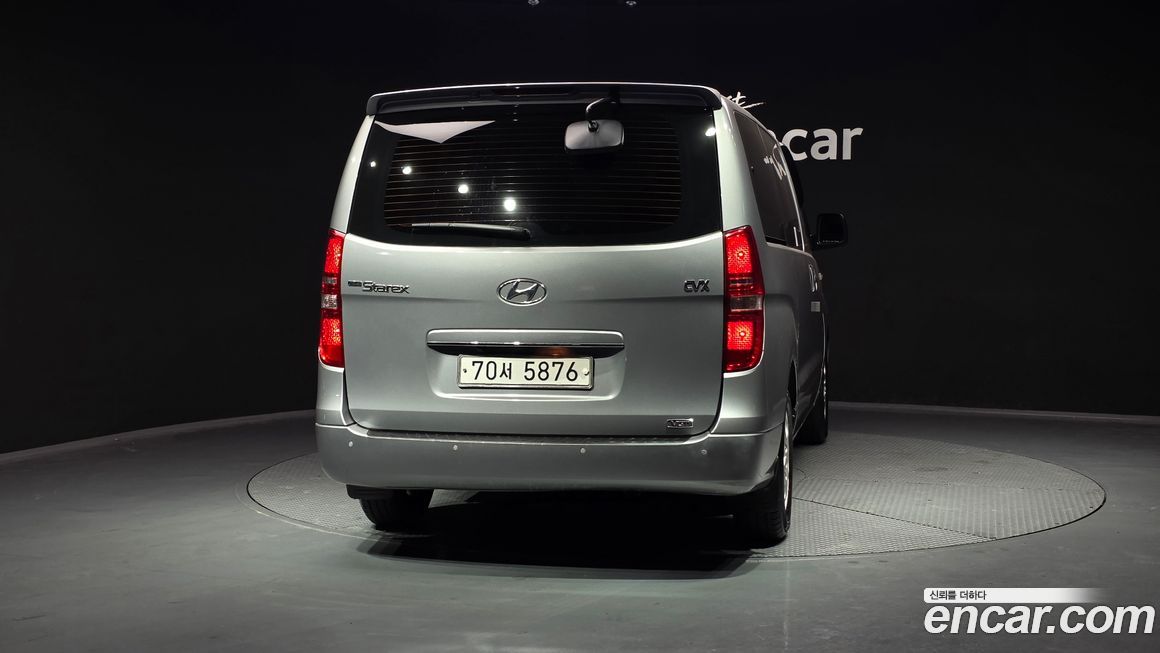 Hyundai Starex 2011