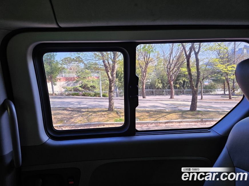 Hyundai Starex 2012