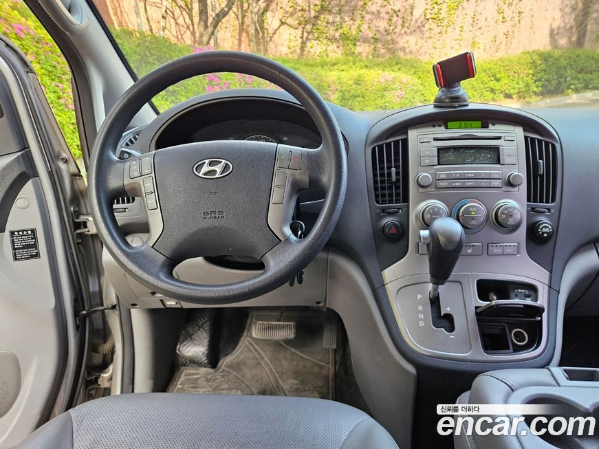 Hyundai Starex 2012