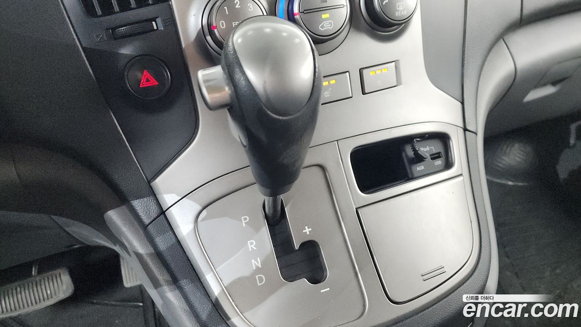 Hyundai Starex 2016