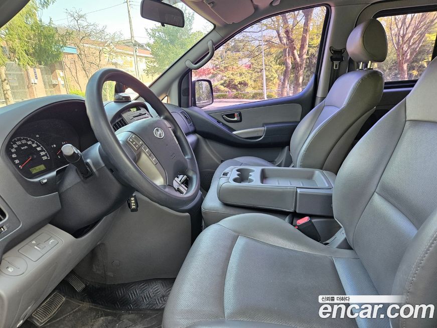 Hyundai Starex 2012