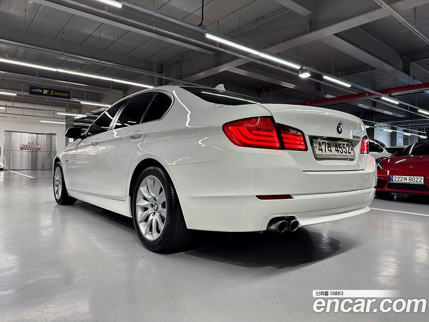BMW 5-Series 2012