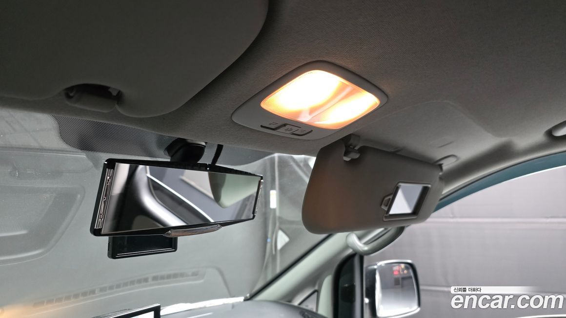 Hyundai Starex 2011