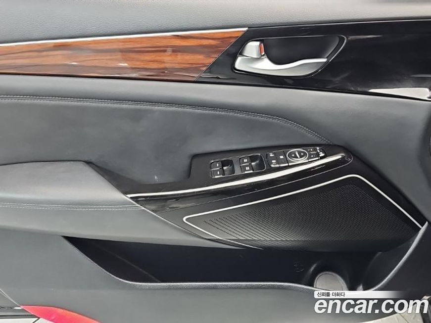 Kia K7 2016