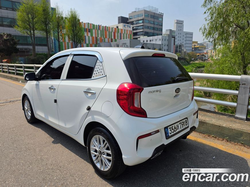 Kia morning 2021