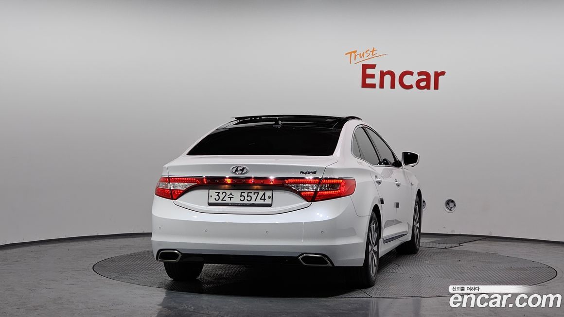 Hyundai Grandeur 2016