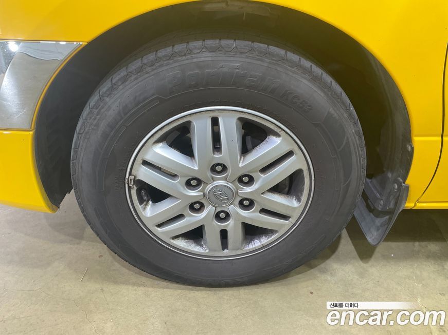 Hyundai Starex 2016