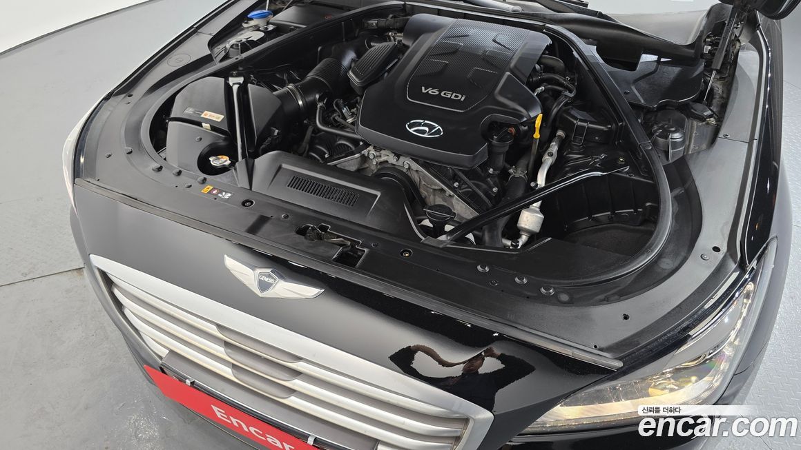 Hyundai Genesis 2016