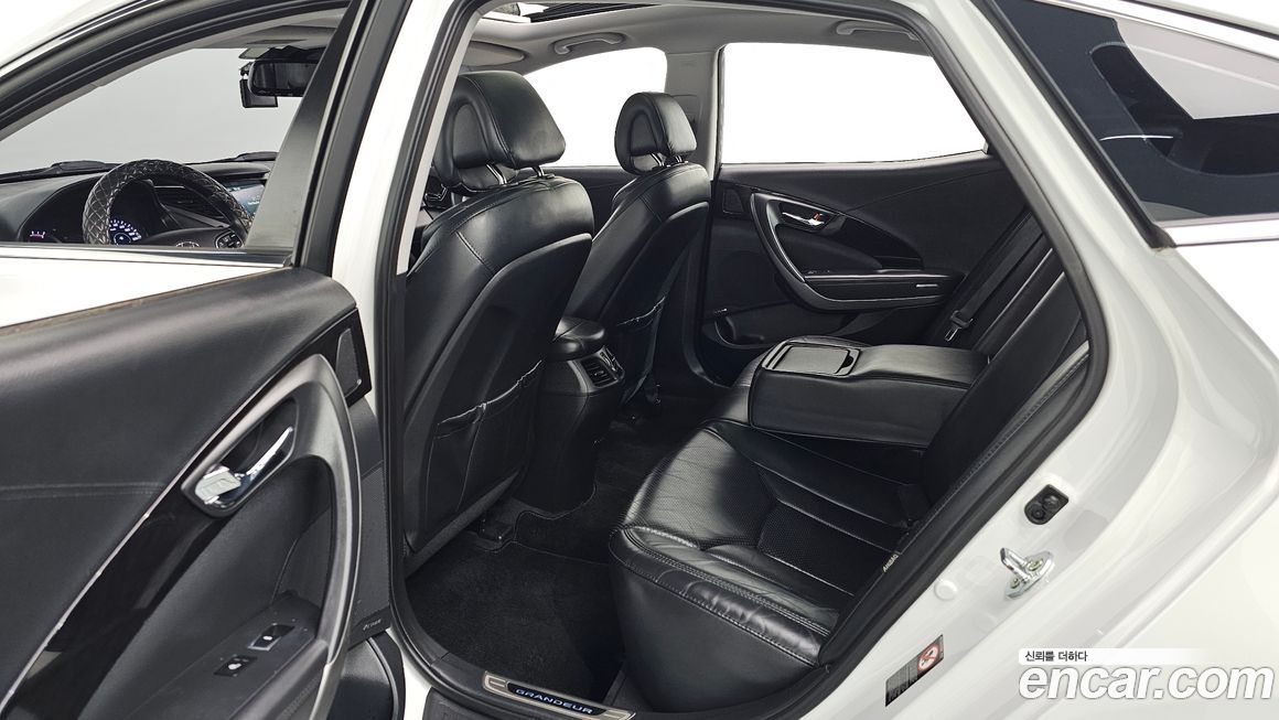 Hyundai Grandeur 2016