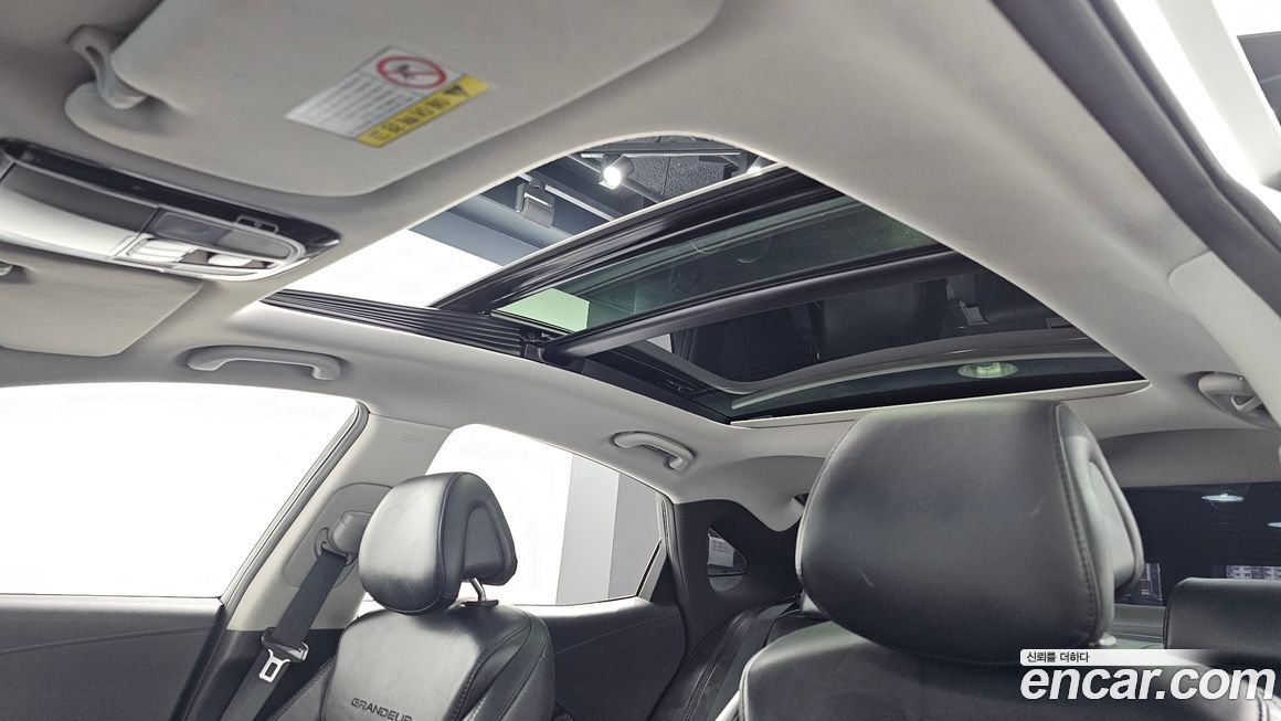 Hyundai Grandeur 2016