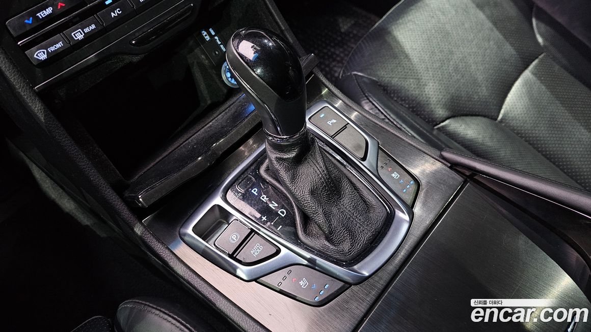 Hyundai Grandeur 2016