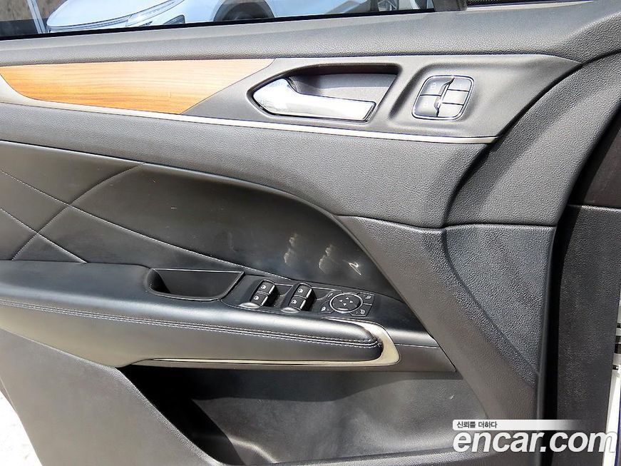 Lincoln MKC 2016