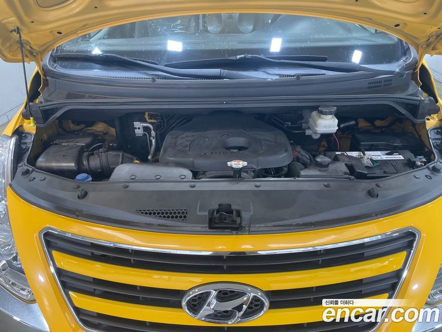 Hyundai Starex 2016