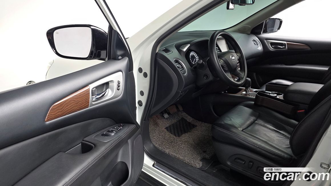 Nissan Pathfinder 2017