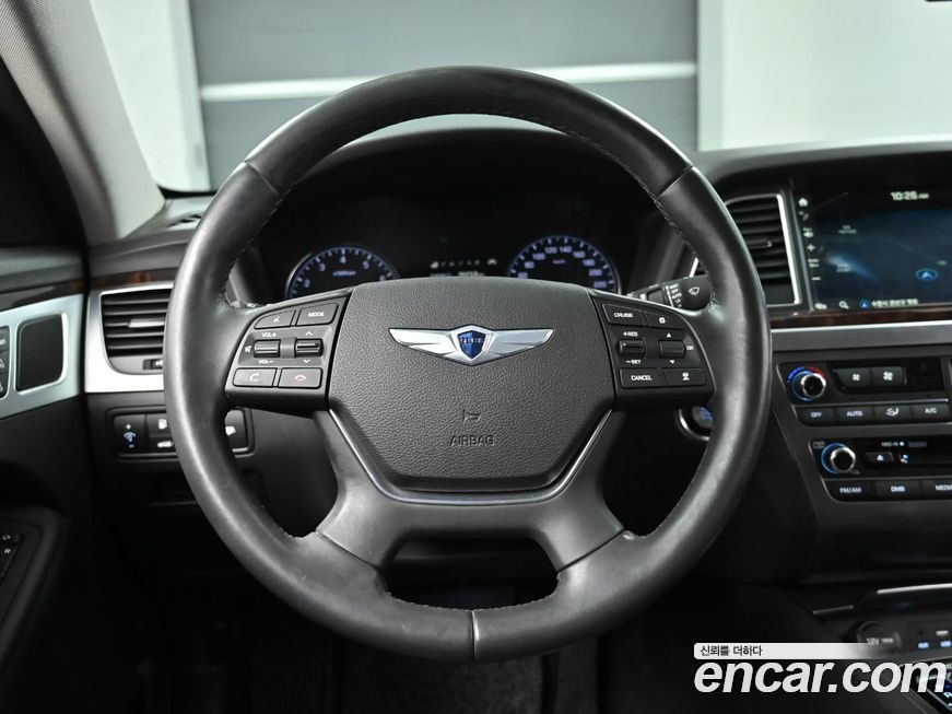 Hyundai Genesis 2016