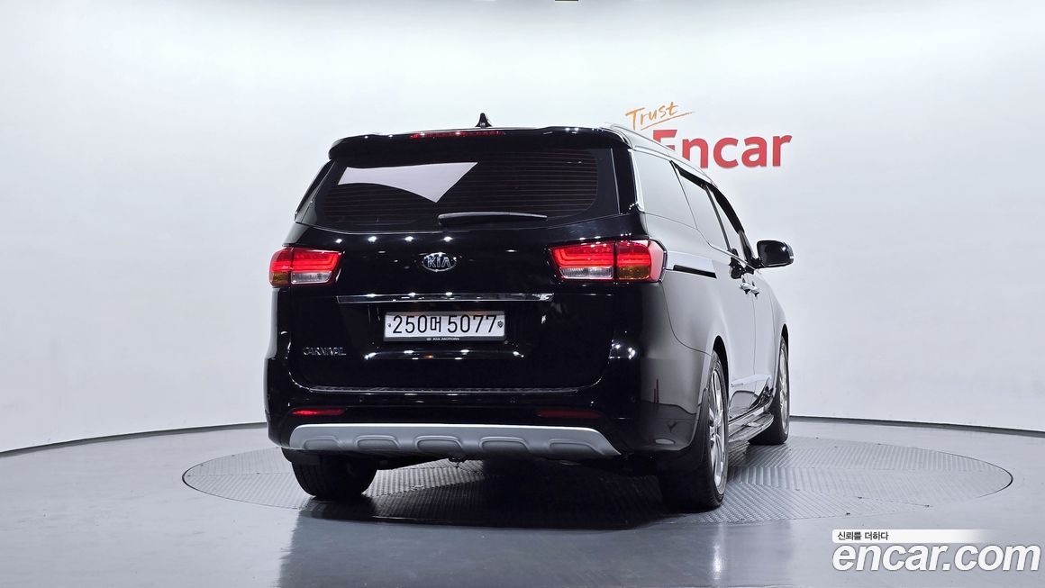 Kia Canival 2015