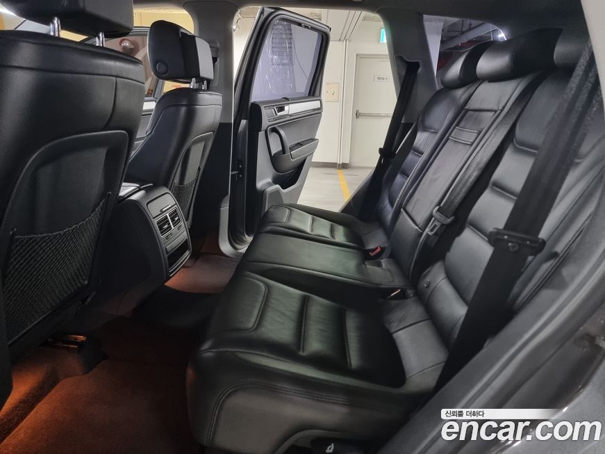 Volkswagen Touareg 2014