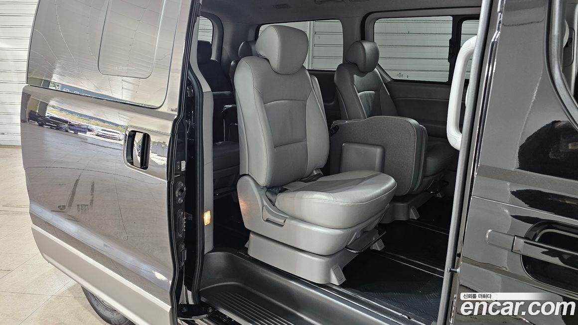 Hyundai Starex 2017