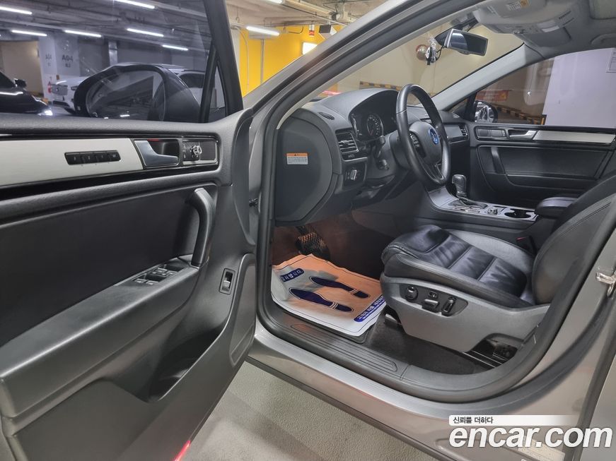 Volkswagen Touareg 2014