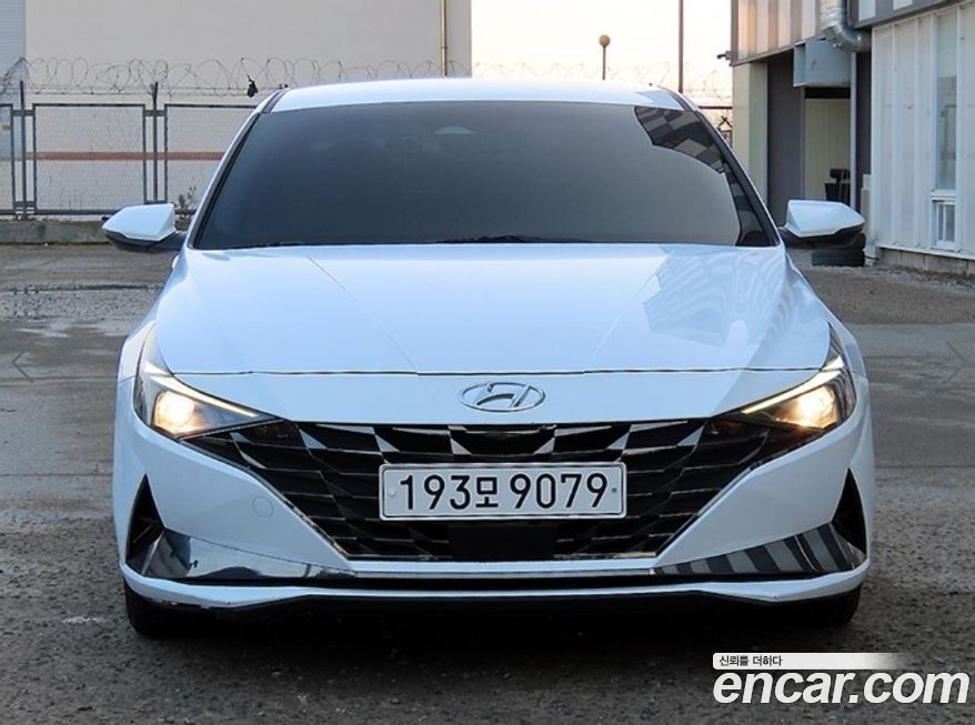 Hyundai AVANTE 2022
