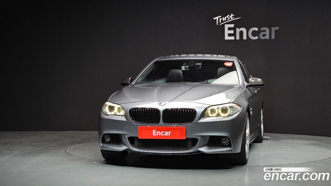 BMW 5-Series 2012