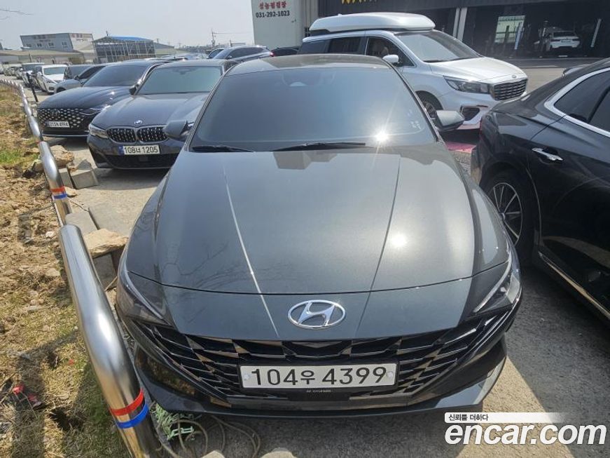 Hyundai AVANTE 2021