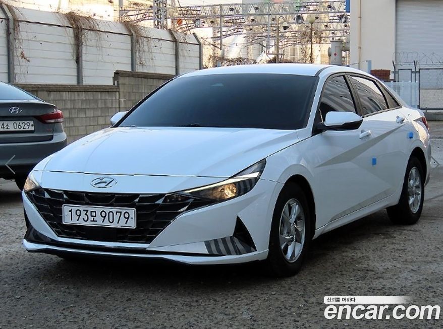 Hyundai AVANTE 2022