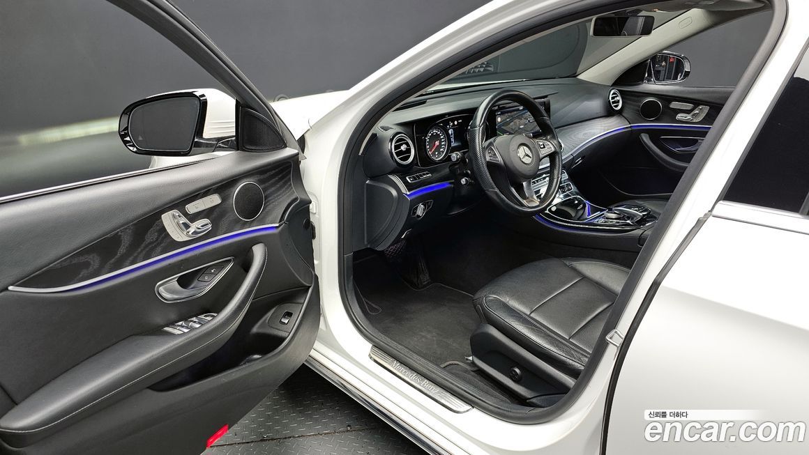 Mercedes-Benz E-Class 2017