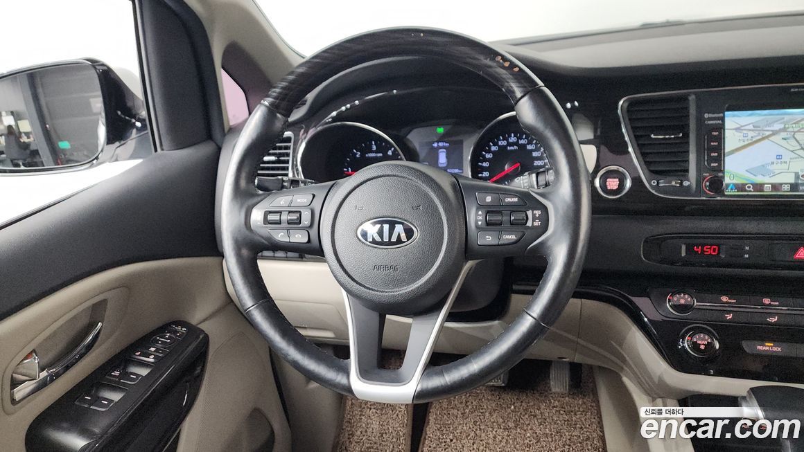 Kia Canival 2019