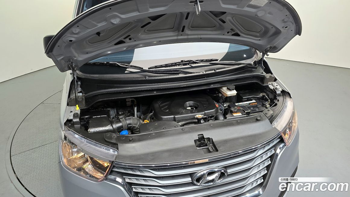 Hyundai Starex 2020