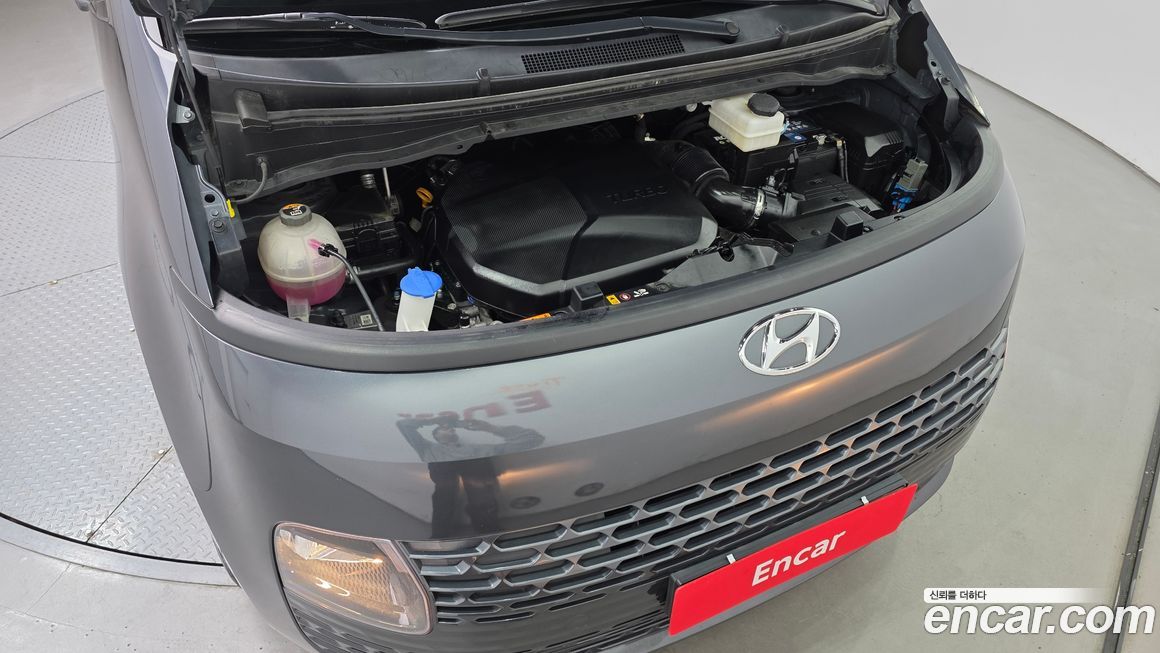 Hyundai Staria 2022